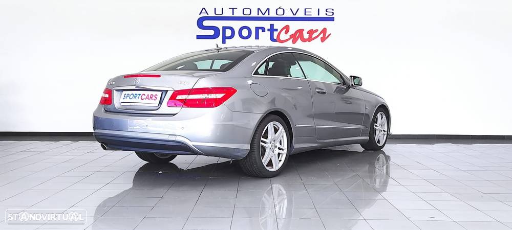 Mercedes-Benz E 220 CDi Avantgarde BlueEfficiency - 2