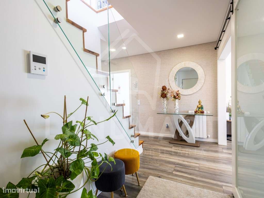 Apartamento T3 Duplex, Centro de Turquel-6