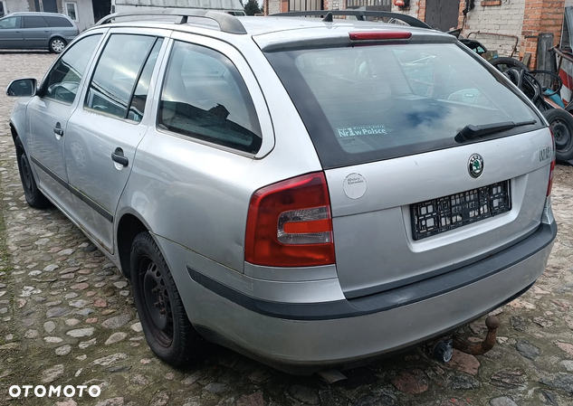 Skoda Octavia II 2004-2013 LA7W Ćwiartka drzwi dach silnik - 8