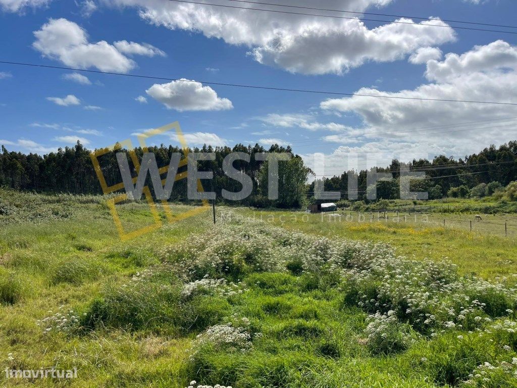 Terreno Urbano com 2125m2 - Conta já ...