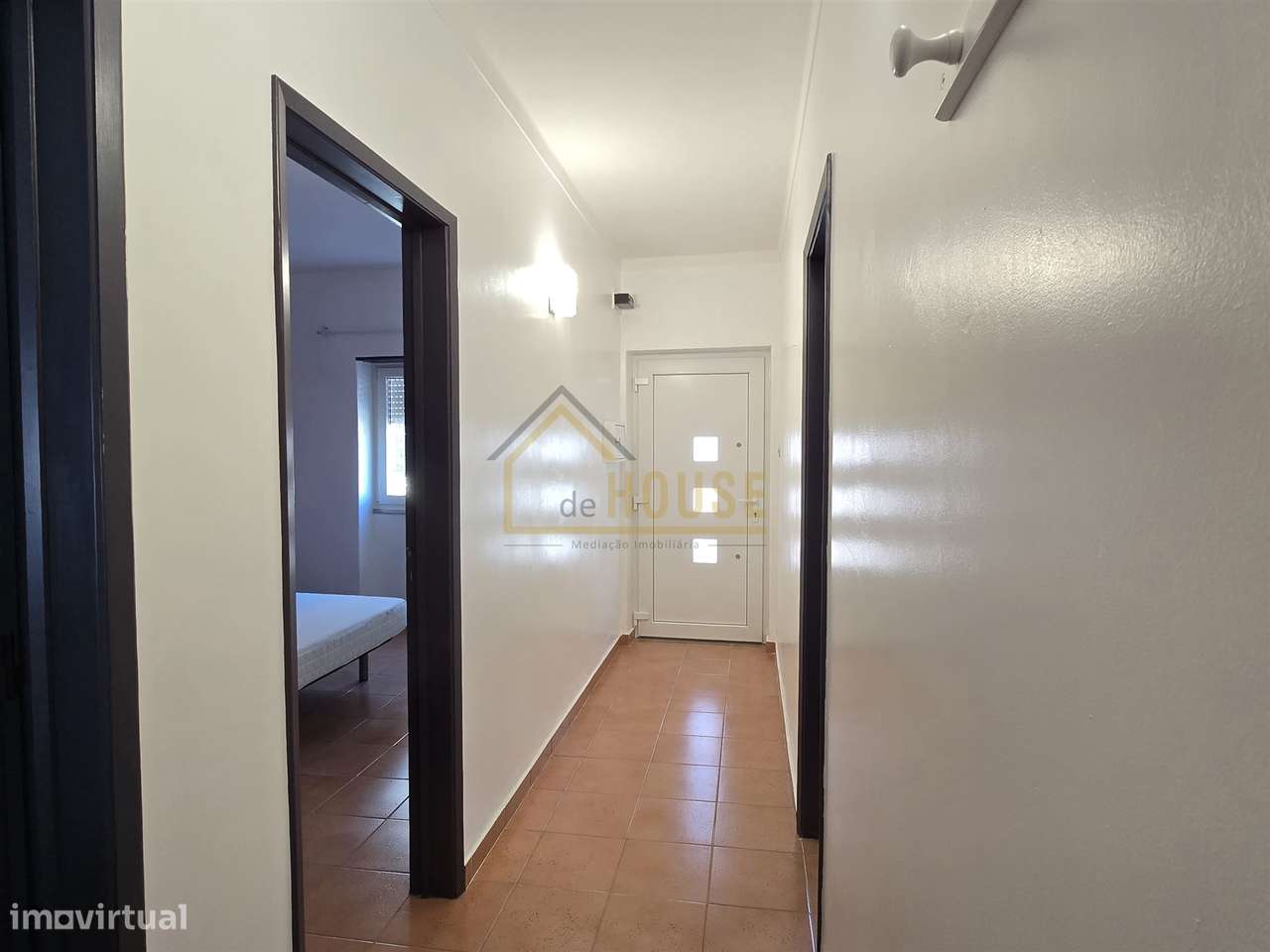 Moradia com espaço exterior e garagem no Bombarral-13