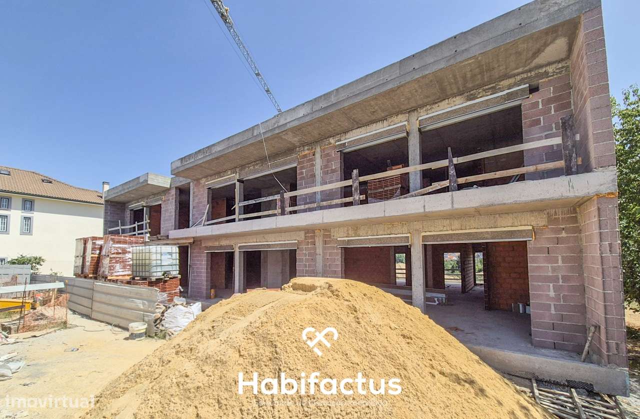 Apartamento T3 Duplex com terraço para venda em Viseu - Grande imagem: 4/17