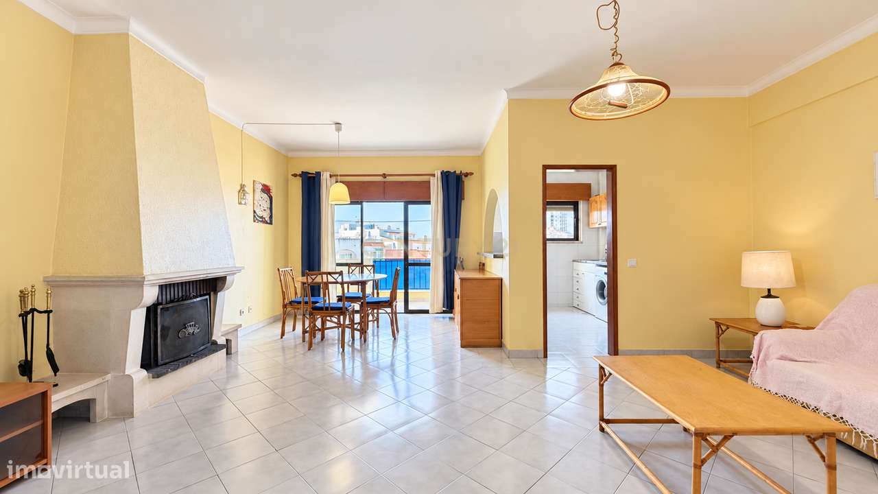 Apartamento T2 com Piscina, Elevador e Varanda Virada a Sul | Albufeir-3