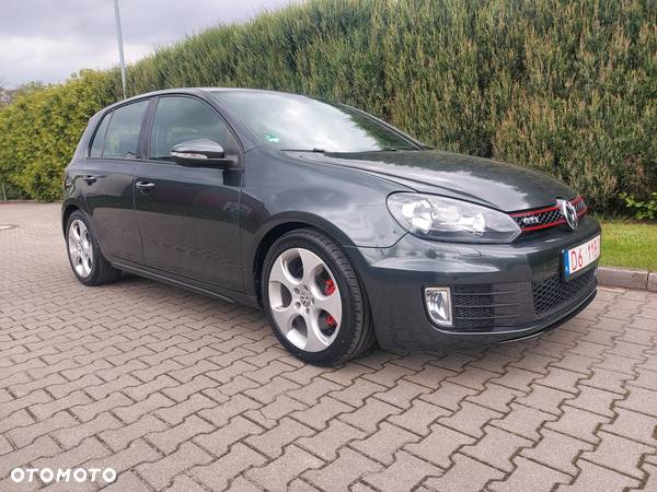 Volkswagen Golf VI 2.0 TSI GTI - 7