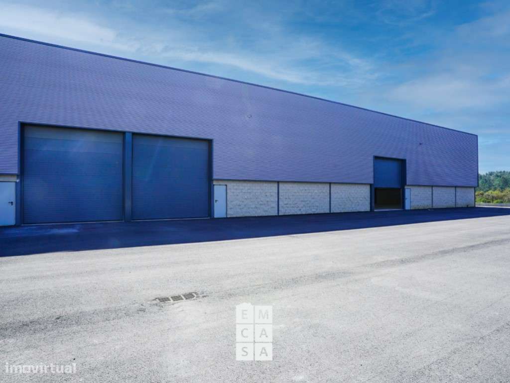 Pavilhão Industrial para construção, na ZI do Perm em Santa Maria d... - Grande imagem: 1/27