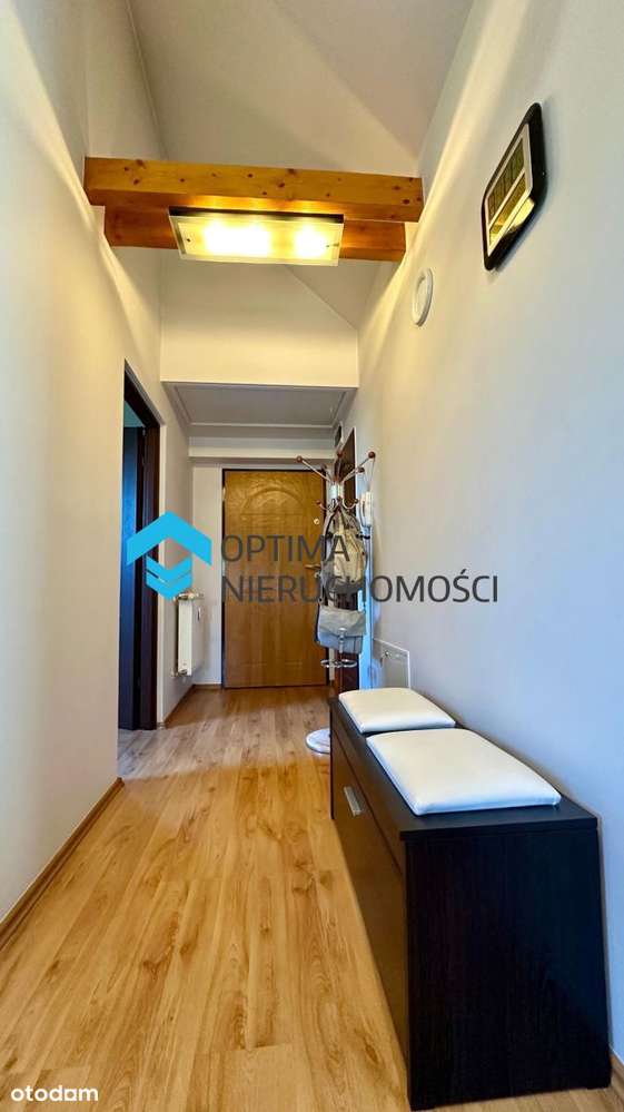 Przytulne mieszkanie z wiatą garażową-12