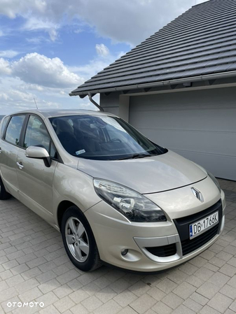 Renault Scenic - 3