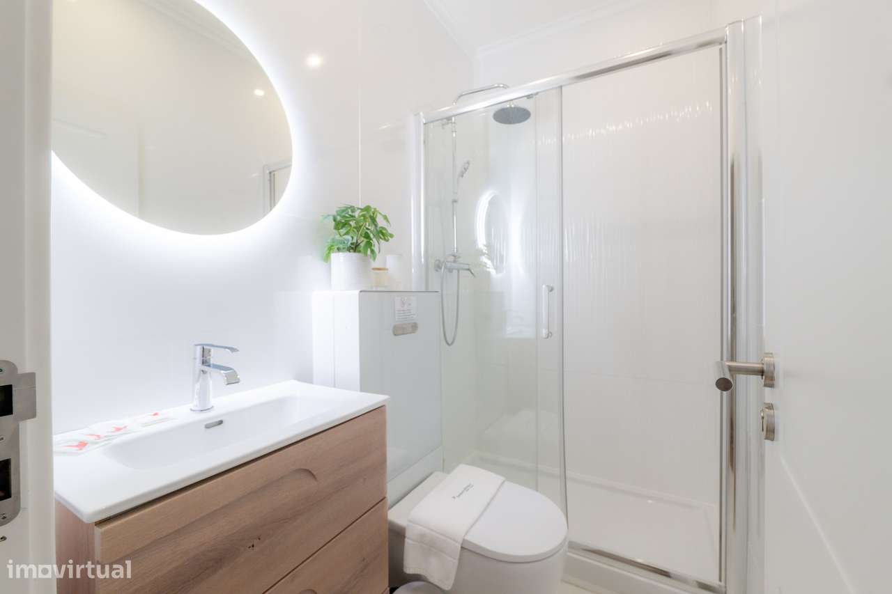 Apartamento T5 para venda - Lisboa-25