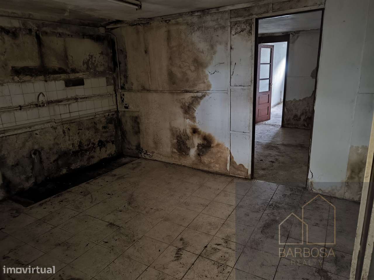 Apartamento T2 Semi-Cave  - Estação Ermesinde - Renovação - BARATO-5