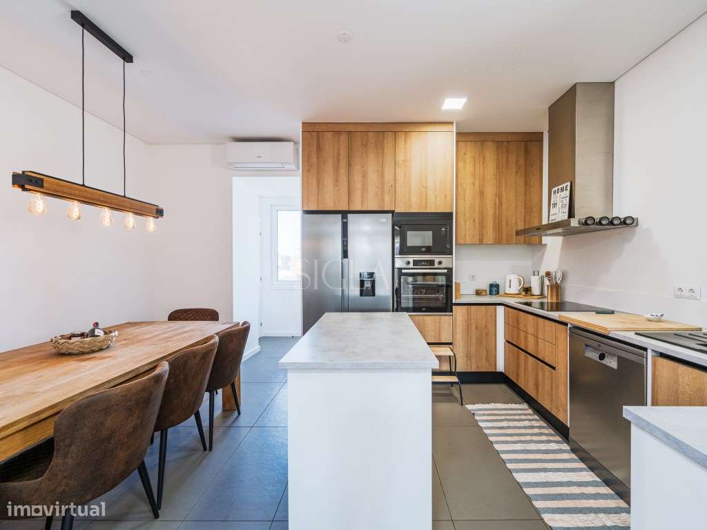 Moradia com Terreno em Cortegaça-12