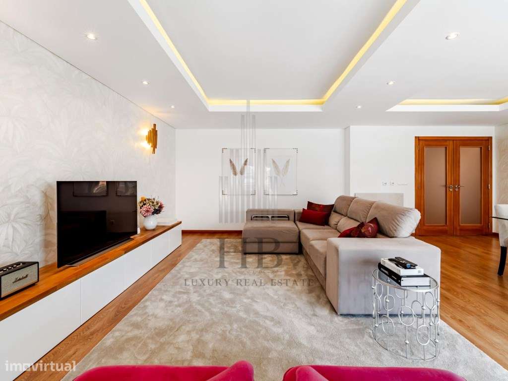 Apartamento T4 nos Terraços do Marquês c/ Garagem | Oeiras-22