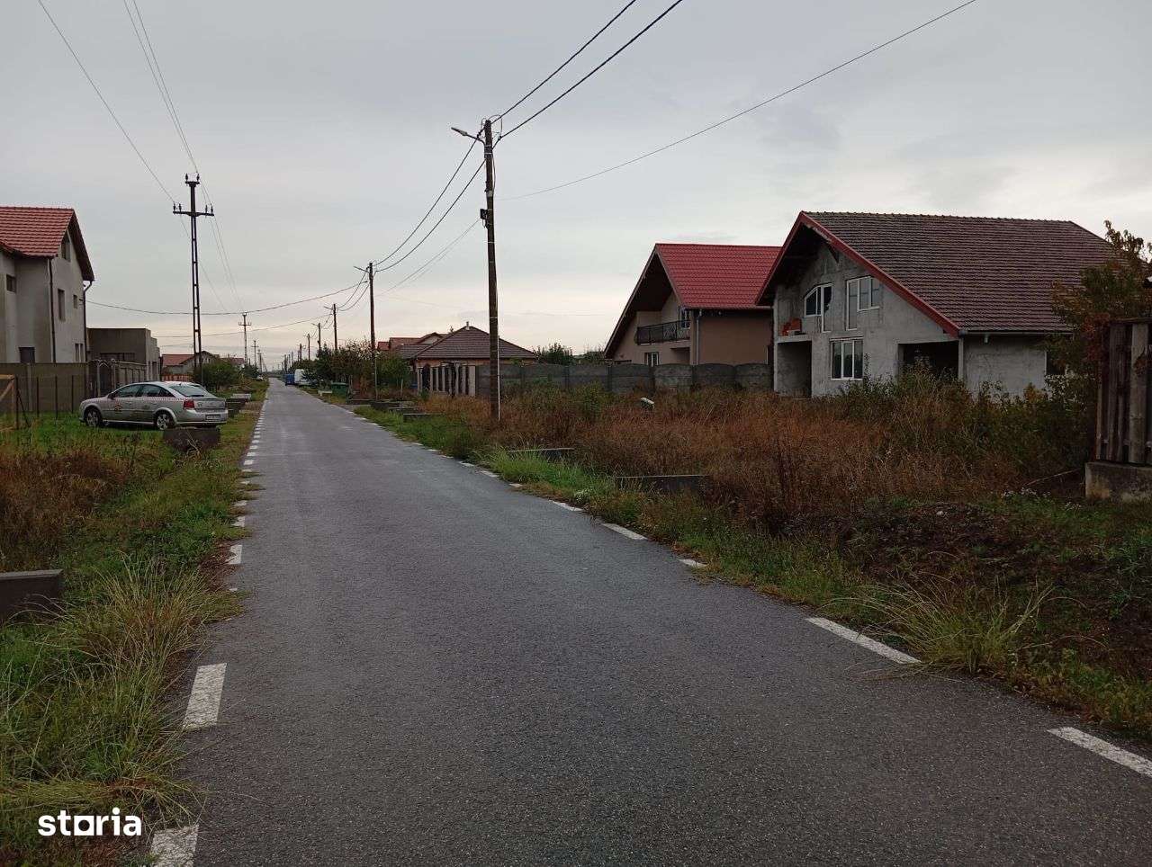 Loc de casa de vanzare in Calugareni - Imagine principală: 3/8