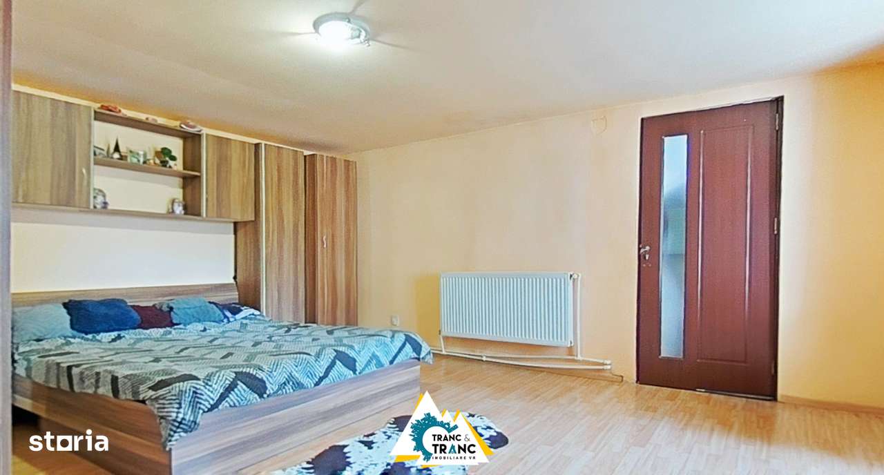 Casă spațioasă cu 4 camere de vânzare – Comuna Aluniș, județul Arad - Imagine principală: 5/18