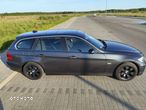 BMW Seria 3 325i - 30