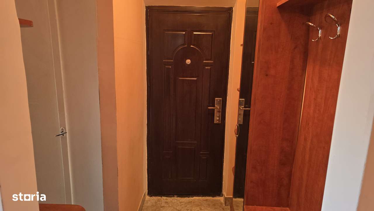 Vand apartament cu 2 camere Deva, Sala Sporturilor in P-uri, etaj 3, - Imagine principală: 4/11