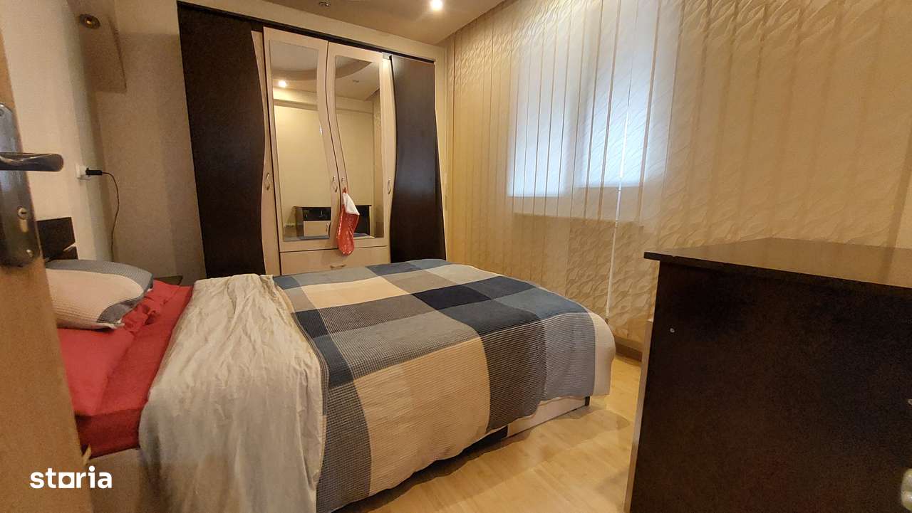 Vand Apartament  2 camere ETAJ 3 Mobilat utilat Centru Piata - Imagine principală: 2/11