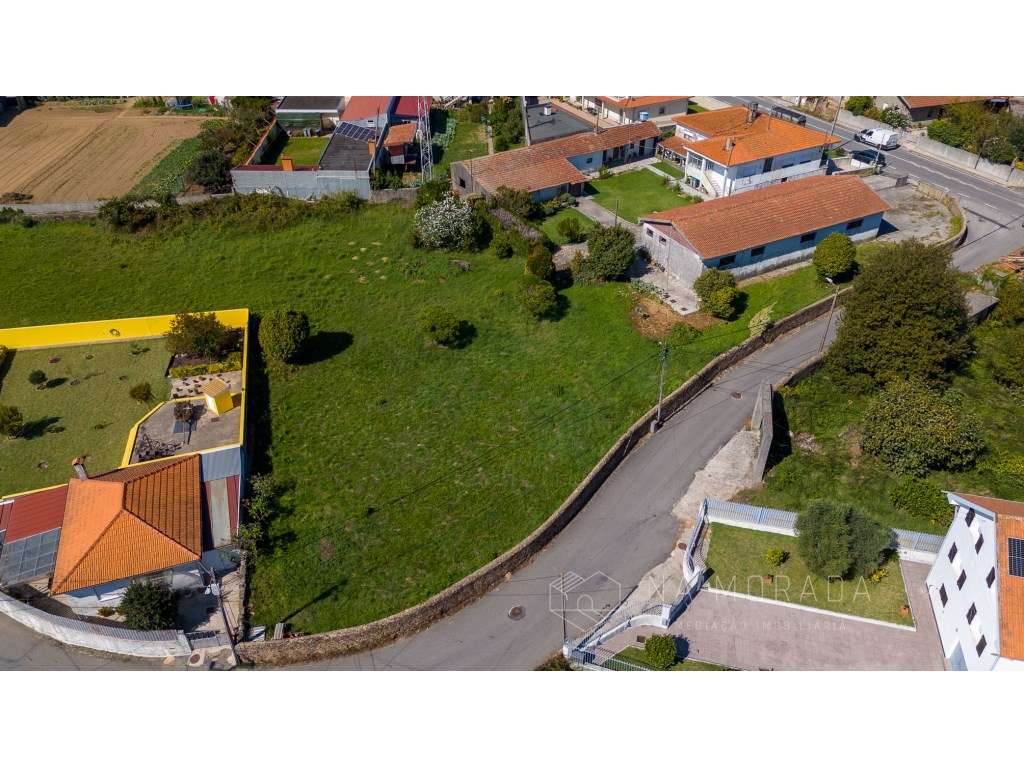 Armazém para venda na Rua de Beire, São João de Ver-17