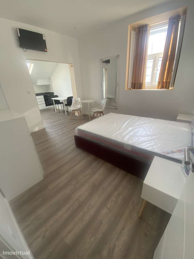 arrendamento T1 topo de gama, no centro histórico - Grande imagem: 2/11