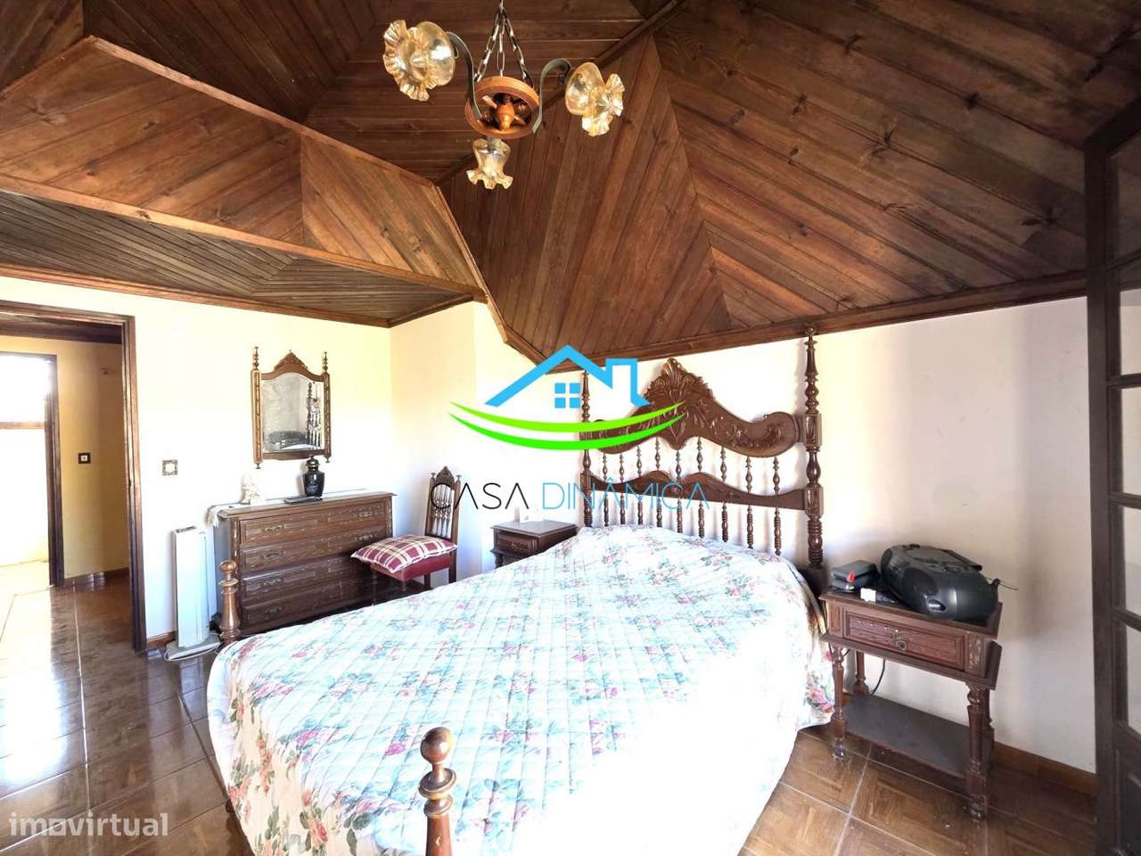 Moradia T3 em Azenha com terreno de 2000m2-16