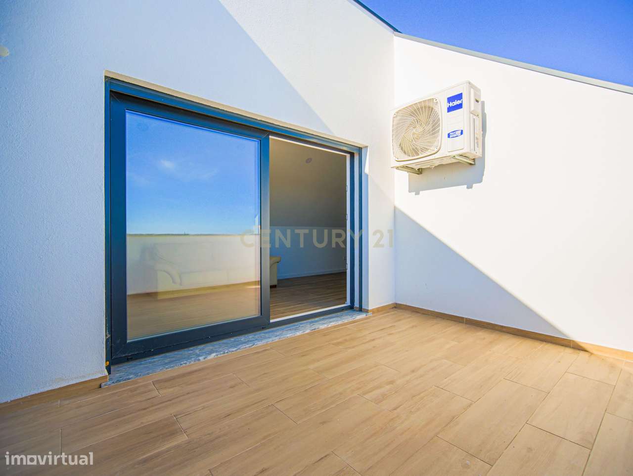 Moradia T4 + anexo T0 | Piscina Infinita | Estuário do Sado-54