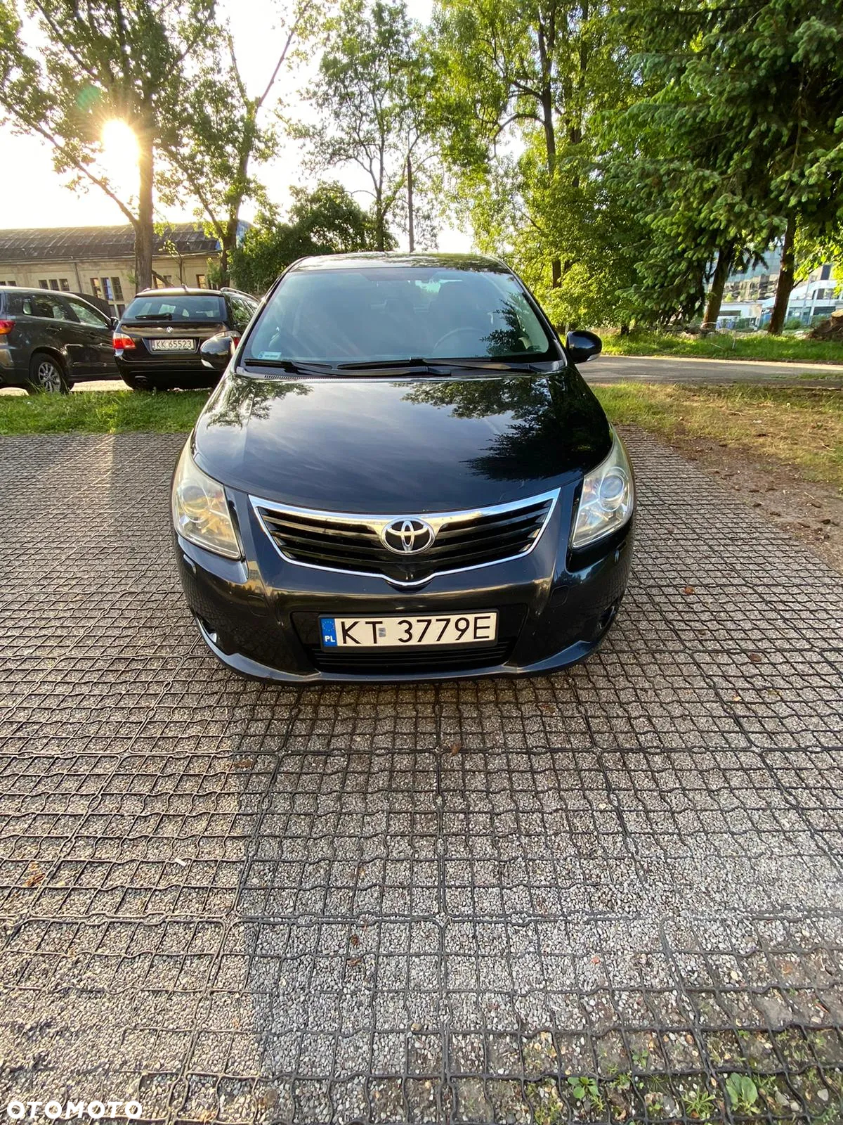 Toyota Avensis - 2