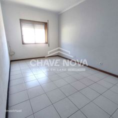 Apartamento T3 em Grijó c/ cozinha equipa e varanda marquisada - Grande imagem: 3/25