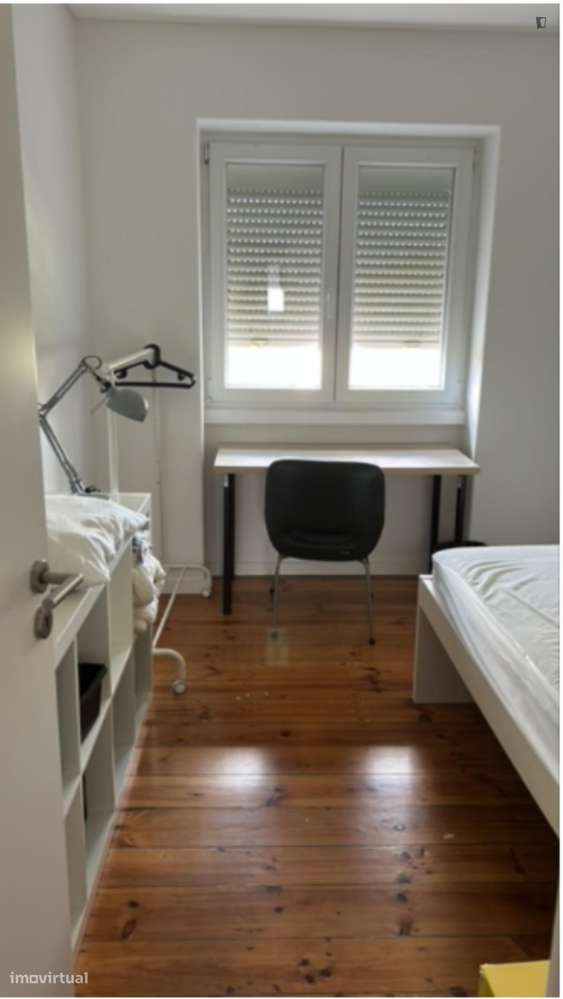 Quarto - localizado em Amadora Lisbon - Grande imagem: 5/6
