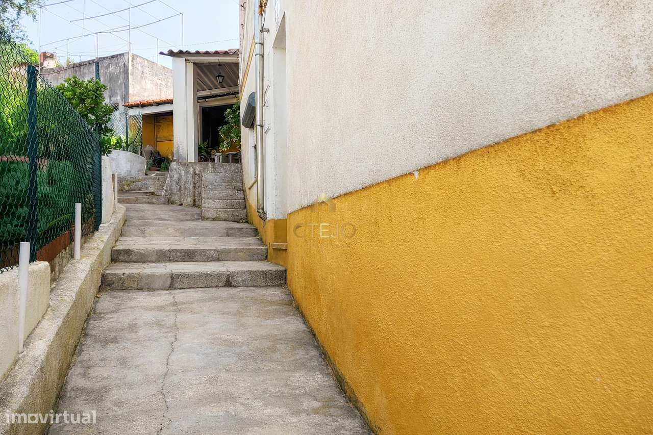Vivenda com Vista Rio em Ortiga - Mação-12