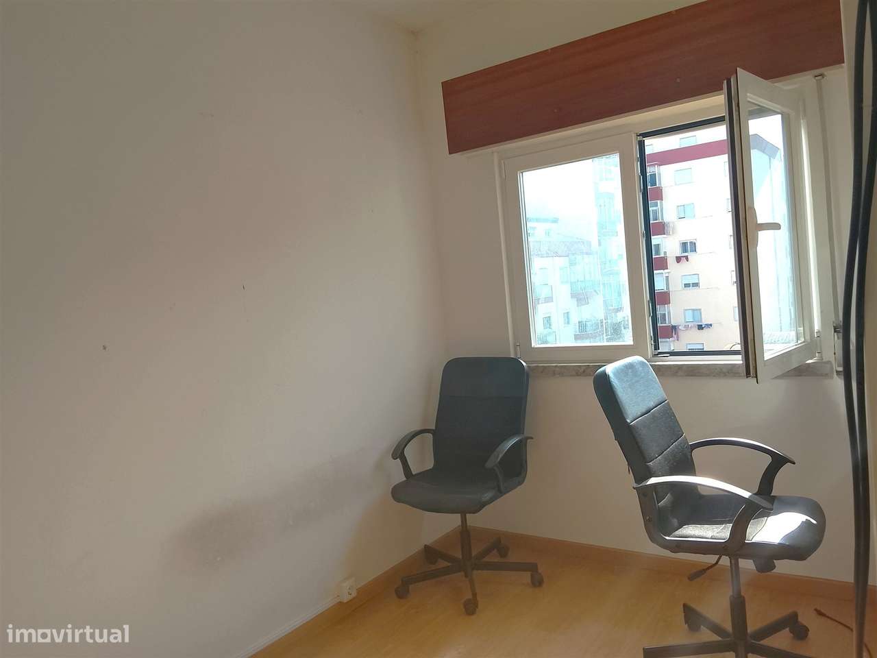 Apartamento T1+1 Venda em Águas Livres,Amadora-9