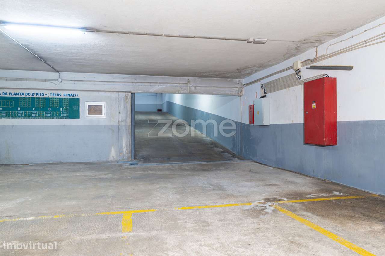 Apartamento T4 em Oeiras com vista mar-26