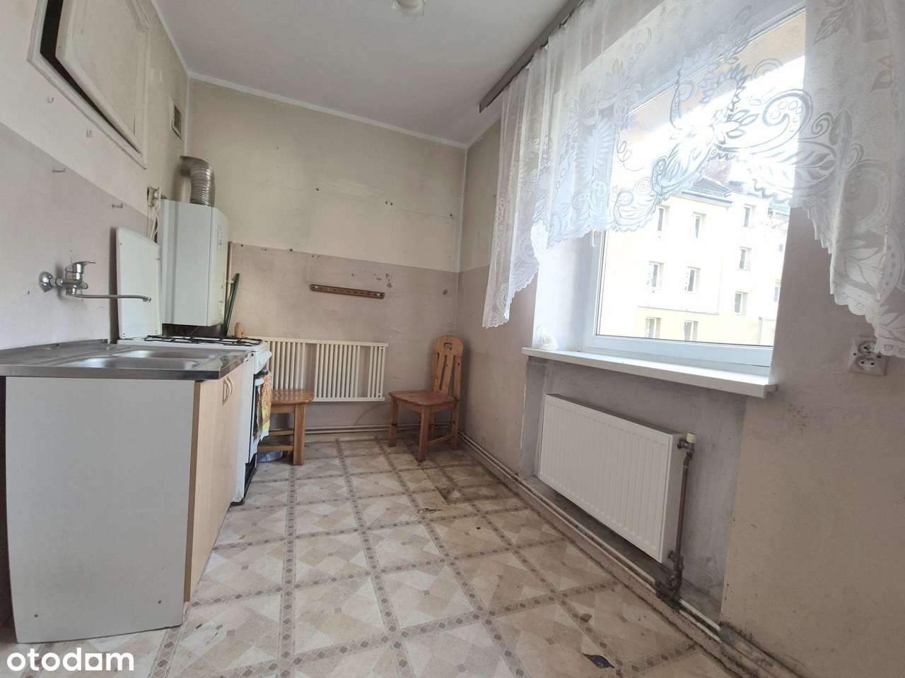 KAWALERKA o pow.35 m2 / parter / w centrum Bolesławca-7