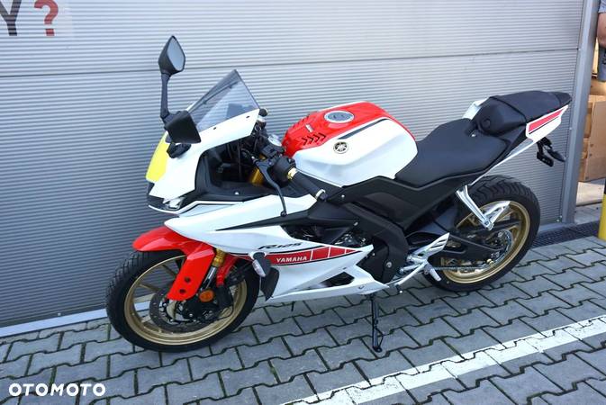 Yamaha YZF - 9