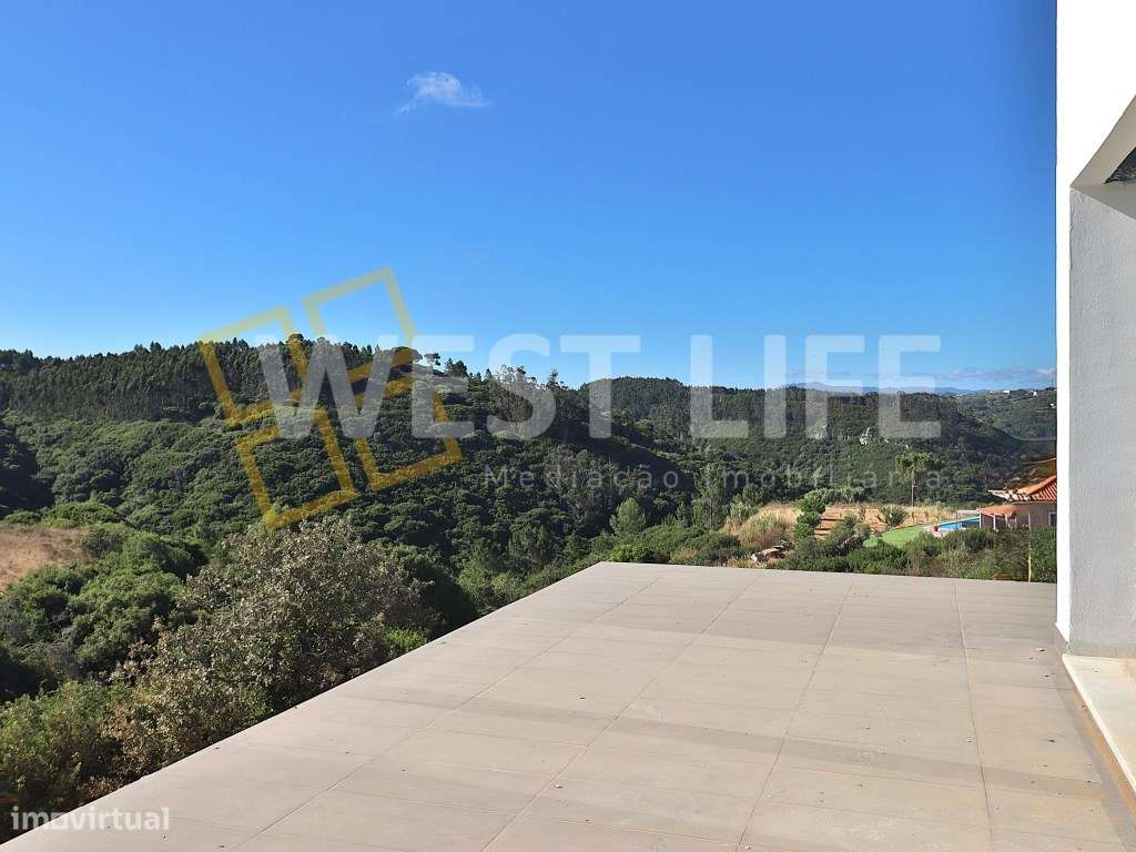 Moradia T4 em Construção com Vista Campo a 5 Minutos de Mafra-11