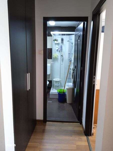 Vand apartsment cu doua camere - Imagine principală: 5/8