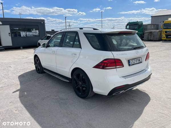 Mercedes-Benz GLE 350 d 4-Matic - 2