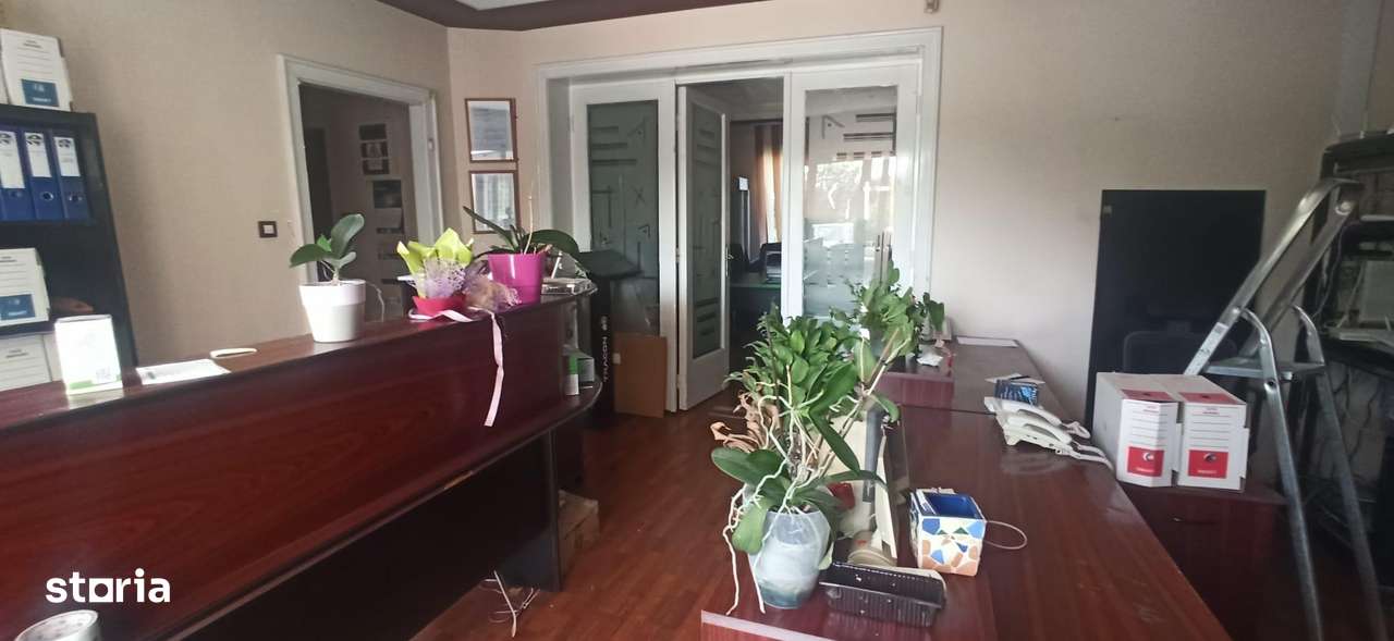 De vanzare casa cu teren 1037 mp in cartierul Parneava-9