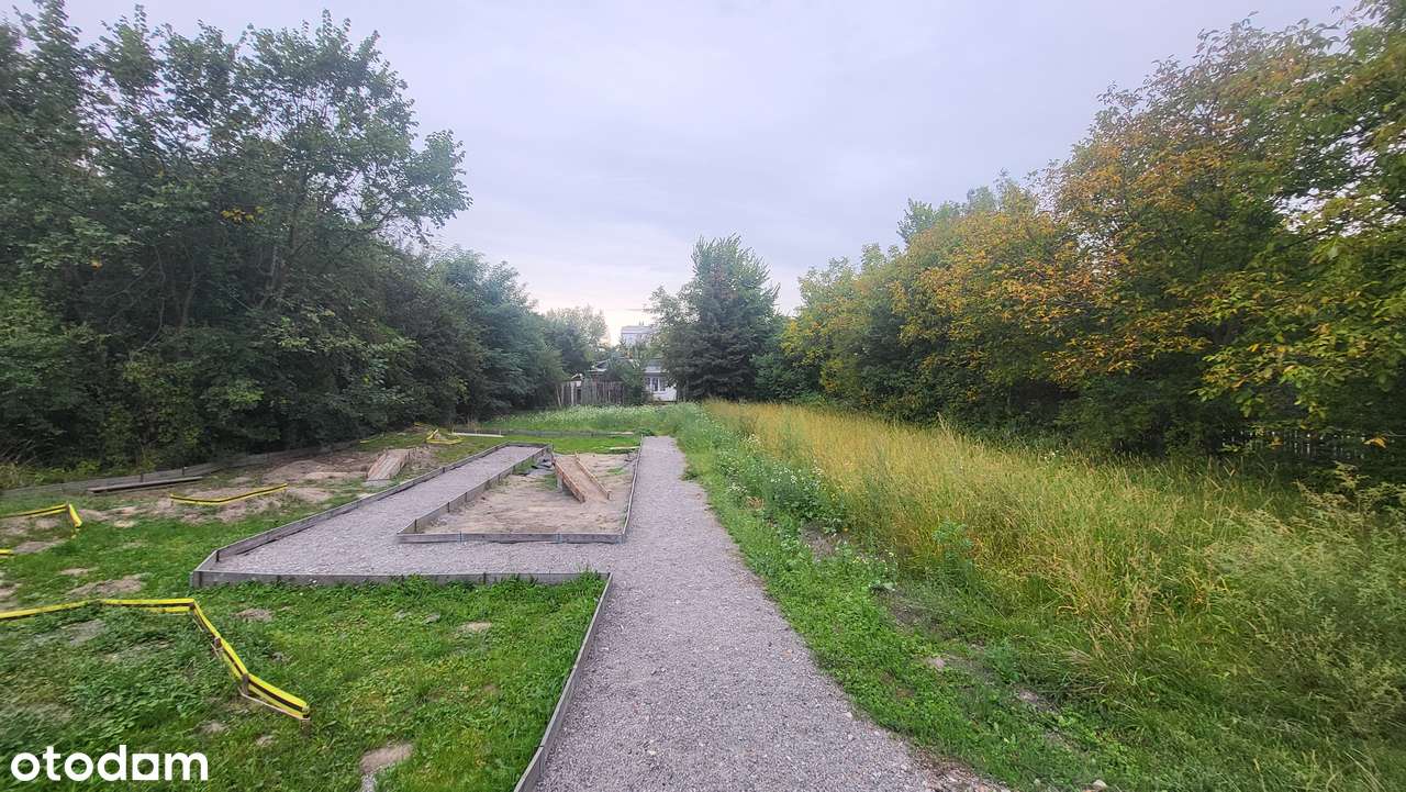 TEREN OK. 1000 m² DO WYNAJĘCIA – KRAKÓW, CHEŁMOŃSKIEGO Gal. Bronowicka