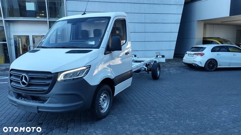 Mercedes-Benz sprinter - 1