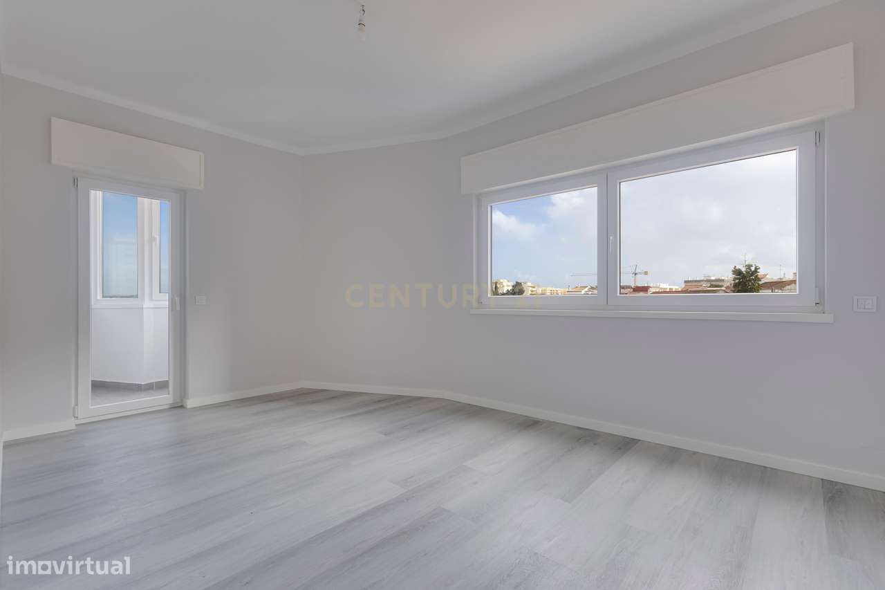 Apartamento T3 Renovado em Portimão, Faro-10