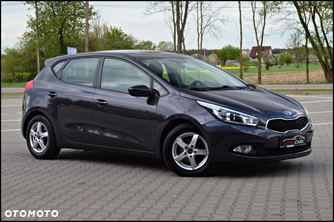 Kia Ceed 1.4 CVVT Spirit - 12