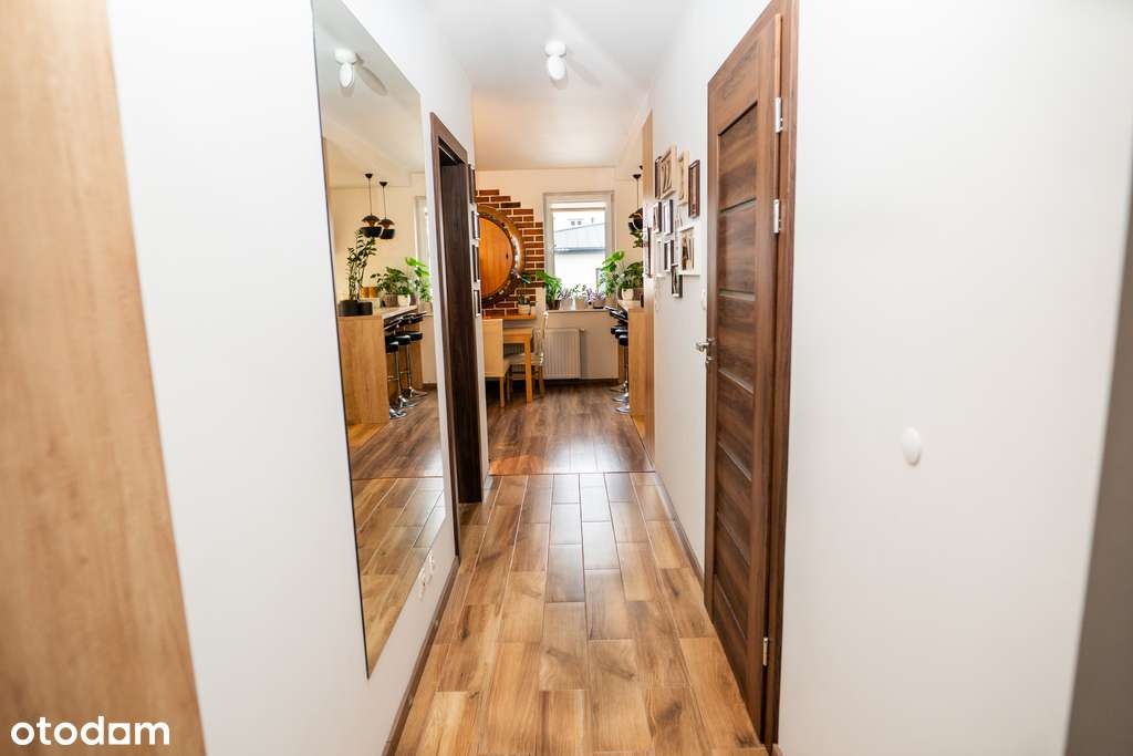Bez prowizji! Przytulne dwa pokoje z dużą loggią!-9
