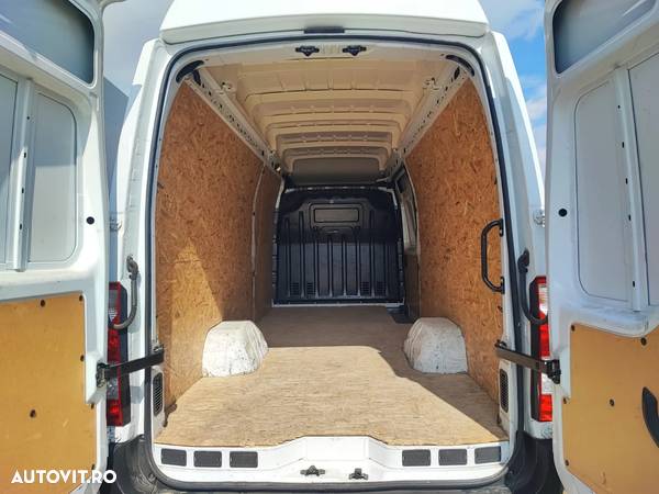 Renault Master 2.3 dCi 130 Furgon Cabina Dubla L3H2 3,5t 6+1 8,83 m3 - 7