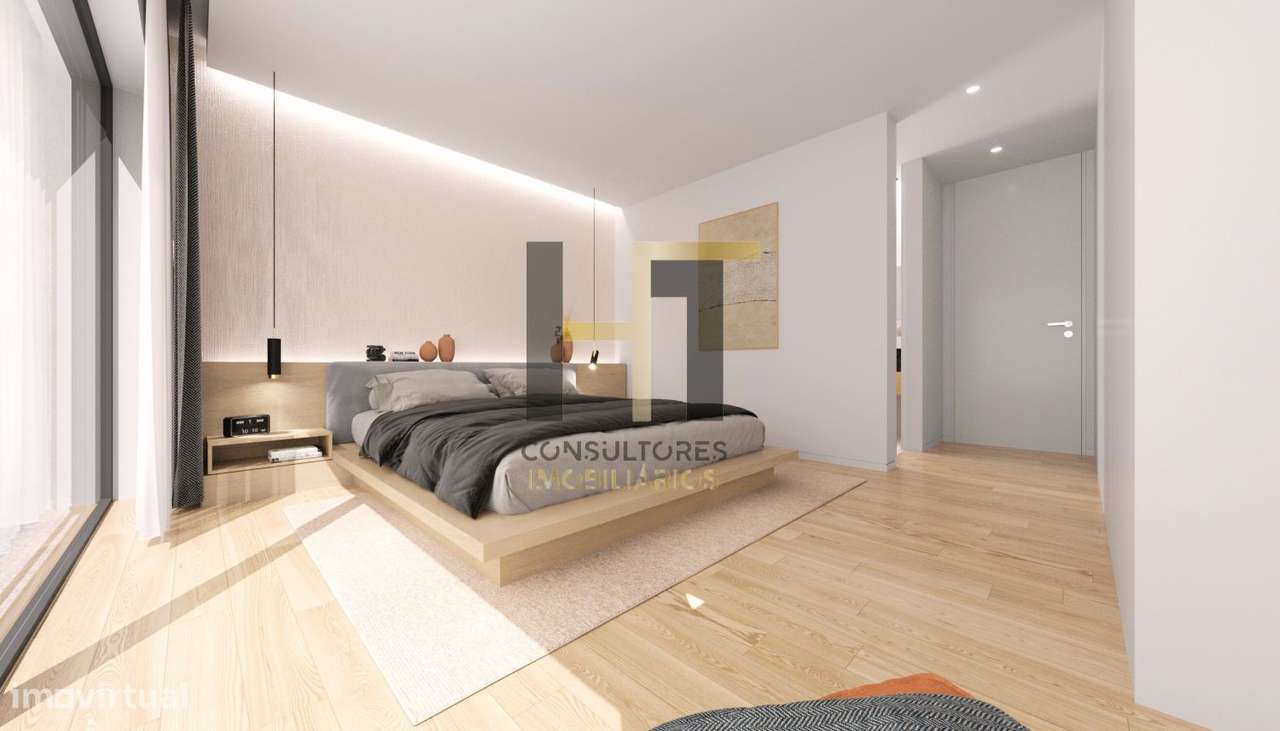 MORADIA | T3 | 3 SUÍTES | BOX 2 VIATURAS | 2 FRENTES | VARANDA - Grande imagem: 4/36