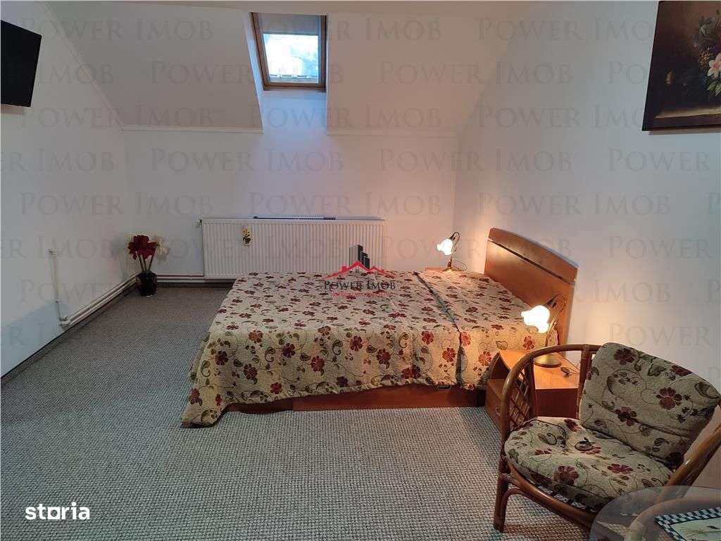 LIVADA POSTEI - Inchiriere vila cu 5 camere si garaj, nu are curte - Imagine principală: 2/9