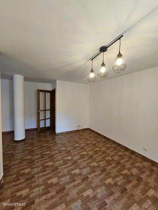 T4 C/Cozinha equipada- Matosinhos - Grande imagem: 2/10