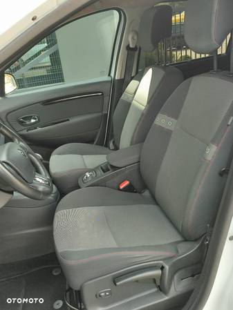 Renault Scenic ENERGY TCe 130 S&S Bose Edition - 22