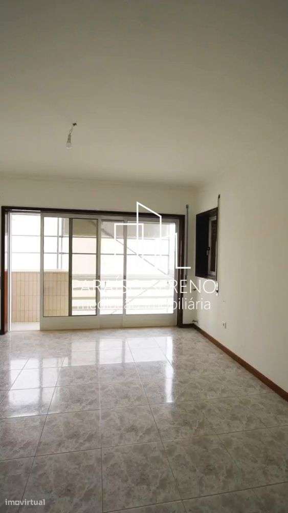 Apartamento T3 São João de Ver-6