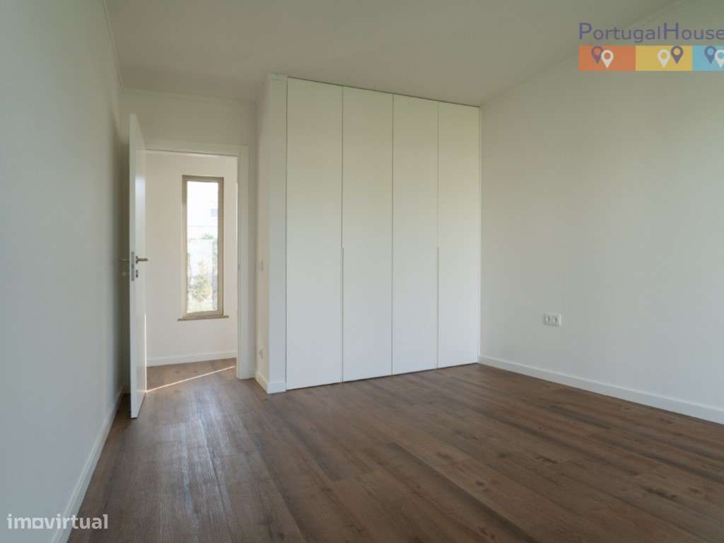 Moradia T4 de Luxo com terreno de 5.300 metros quadrados-43