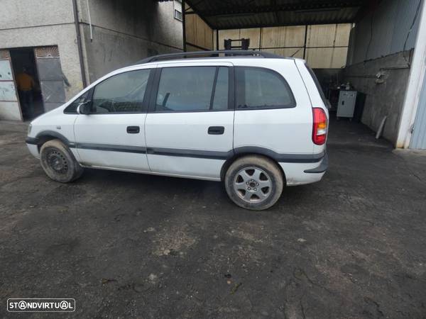 Opel Zafira de 2002 para peças - 2