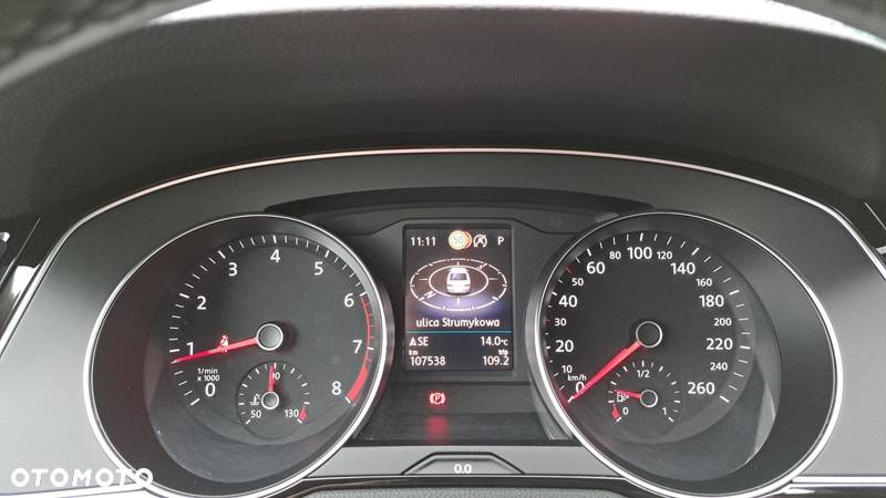 Volkswagen Passat 2.0 TSI Business DSG - 22